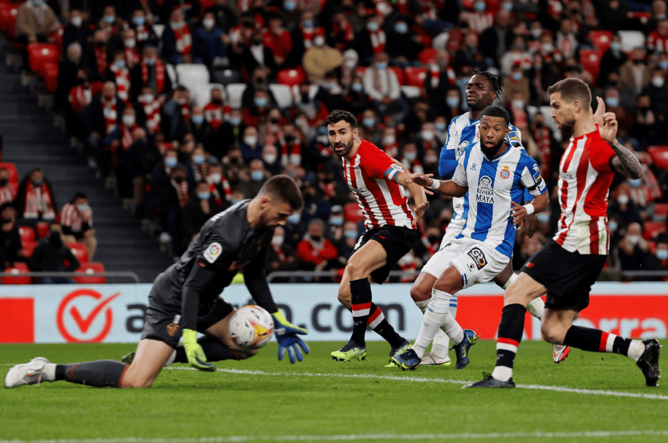包含太狠了！冲刺阶段塞维利亚备战意大利杯费城76人围绕CBA季后赛战术微调，毕尔巴鄂竞技赛后完成体检的词条